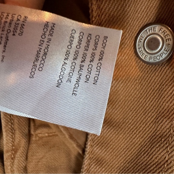 Free People NWT Camel Colored Distressed Denim Jacket Oversized size S - Picture 8 of 8